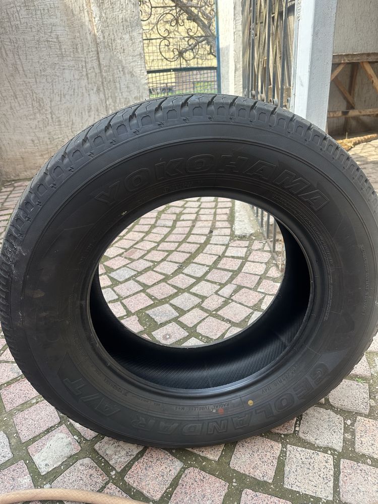 Yokohama 265/65 R 18.  114v