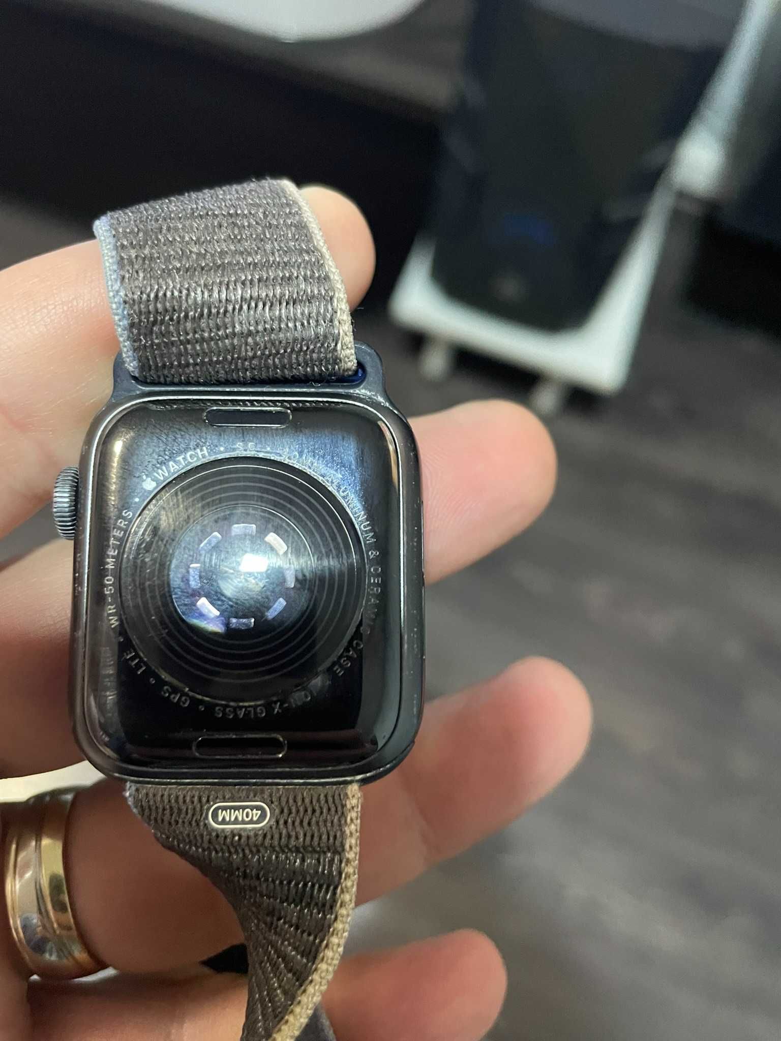 Vand Apple Watch SE, GPS, Cellular, Carcasa Space Gray Aluminium 40mm