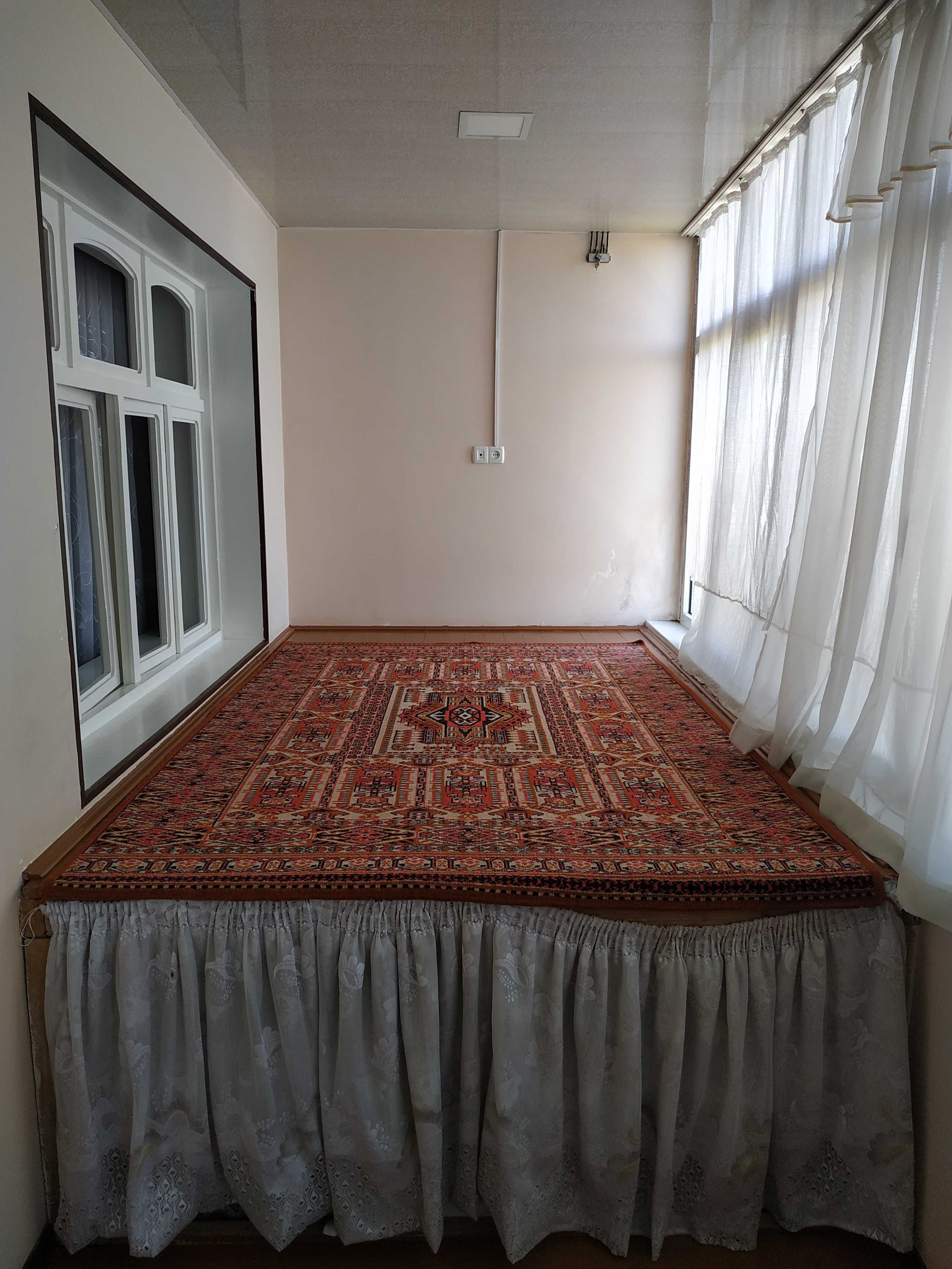 Продам СВОЮ квартиру на Урикзаре 2/3/4 кирпич 77 серия 2×6 балкон