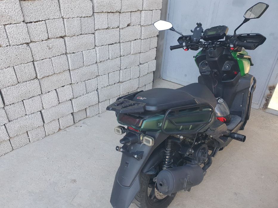 Skuter Tank GST  2024