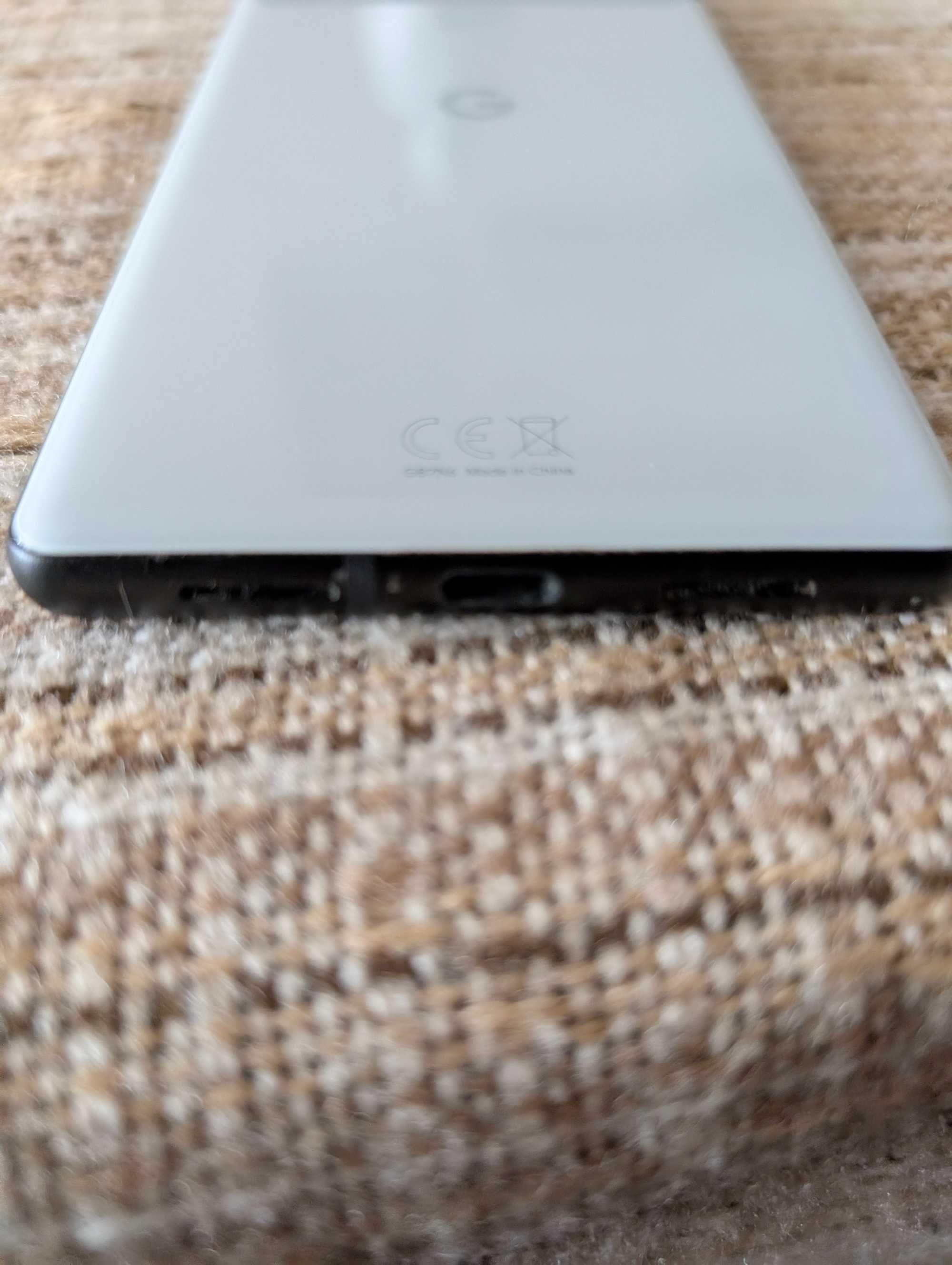 телефон Google Pixel 6