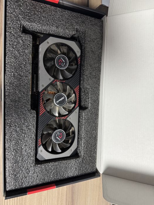 RX 5700 XT Asrock Phantom Gaming