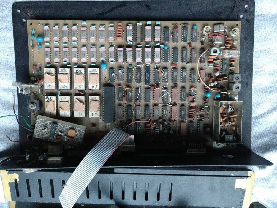 HC 85 Nr 7 fabricat calculator românesc ice felix schimb cu gaming +df