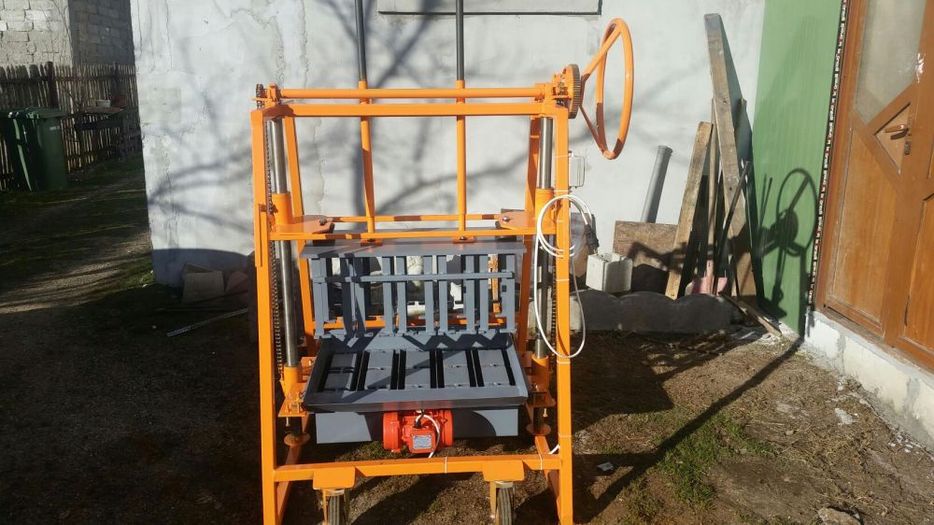 Presa /Vibropresa /Mașina /bolțari pavele bordur Oferta de paste