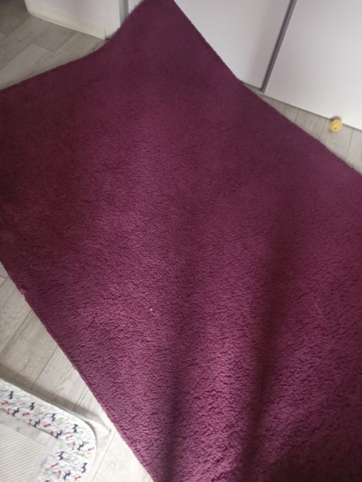 Vând 2 covoare  stare impecabila