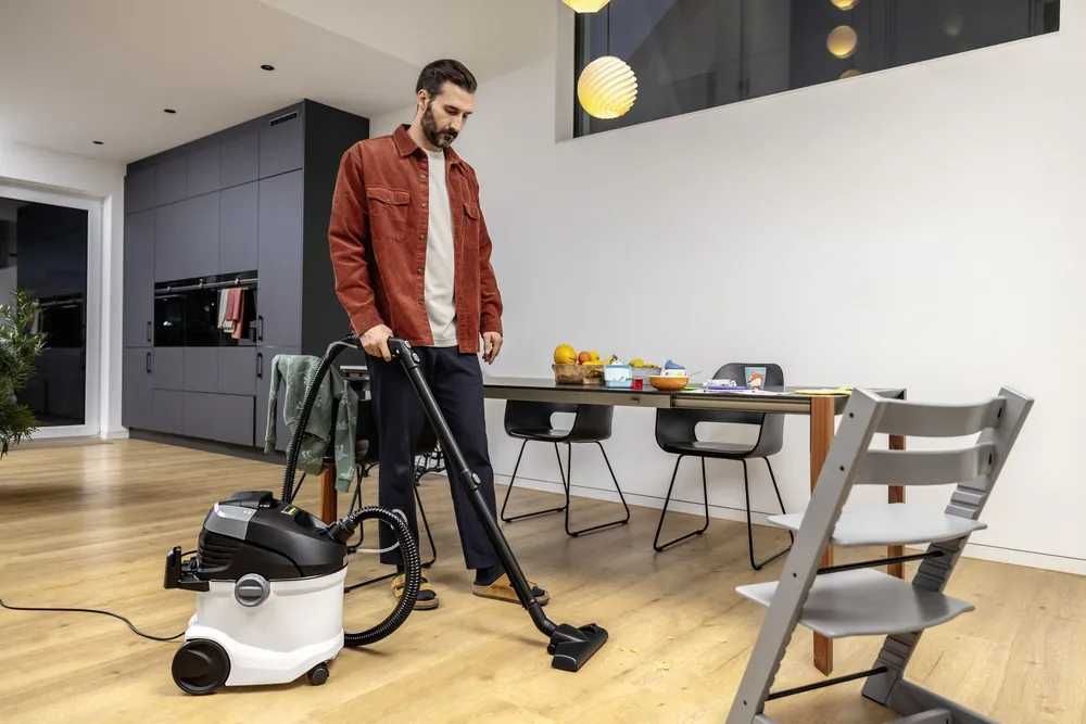 Моющий пылесос KARCHER SE 5