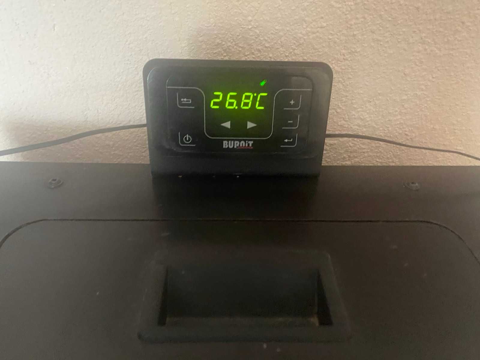 Пелетна камина BURNiT Ambient 10kW + пълен комплект коминни тела