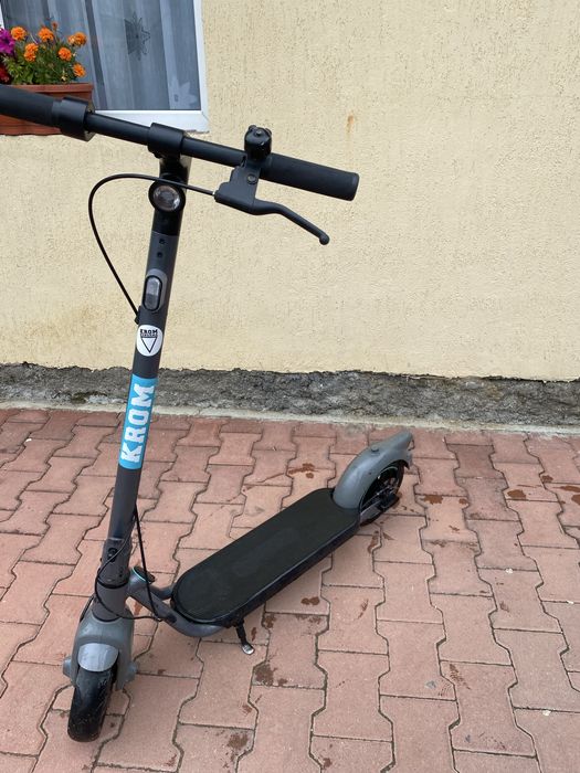 Vând trotineta electrica urgentt!!!