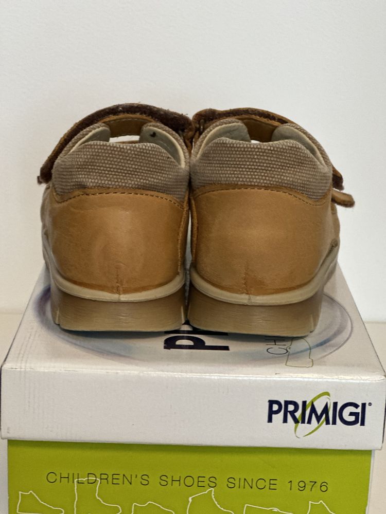 Sandale Primigi piele integral, marimea 26, interior 16.4 cm