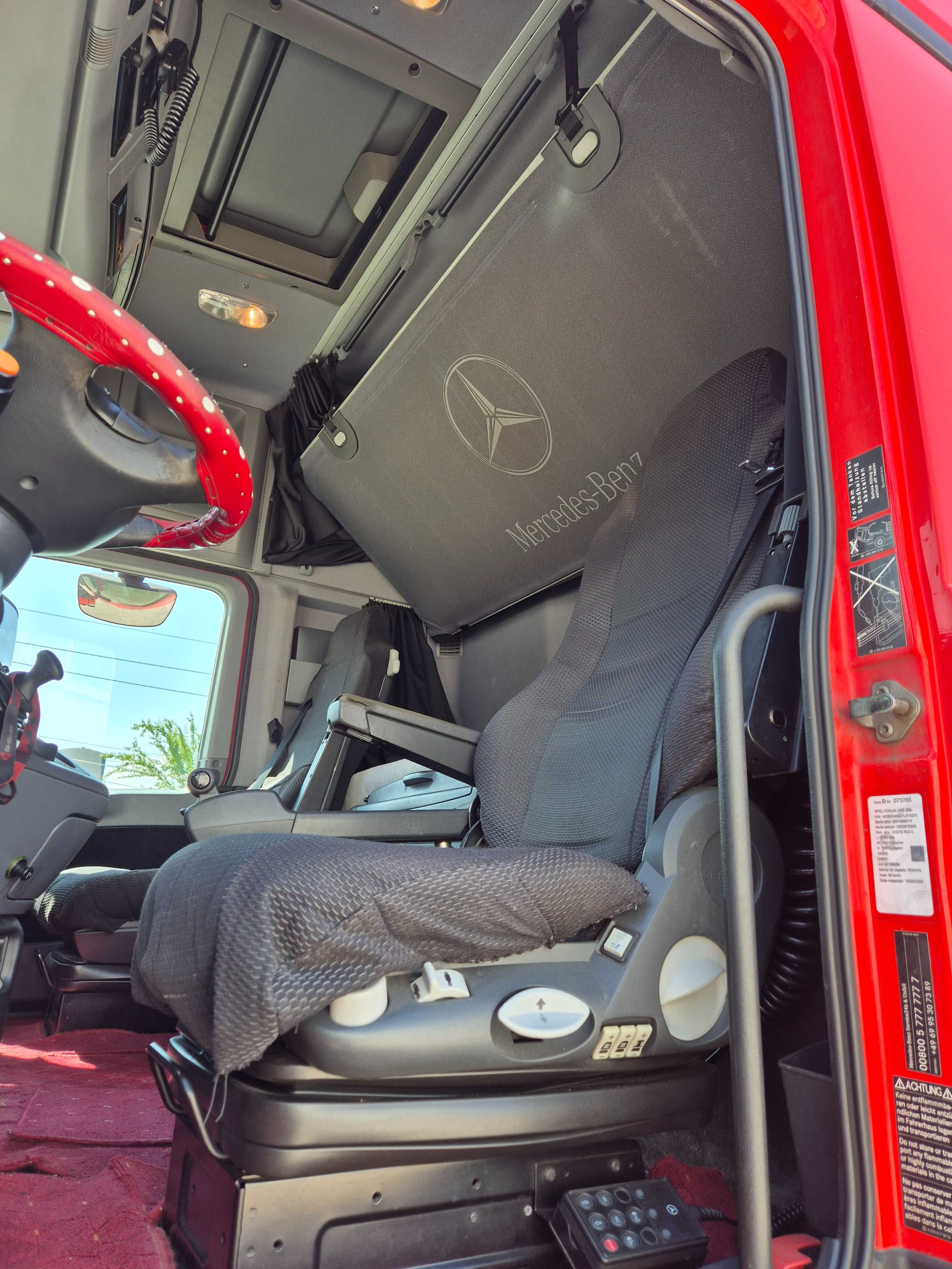 Vand cap tractor Mercedes Actros 1844