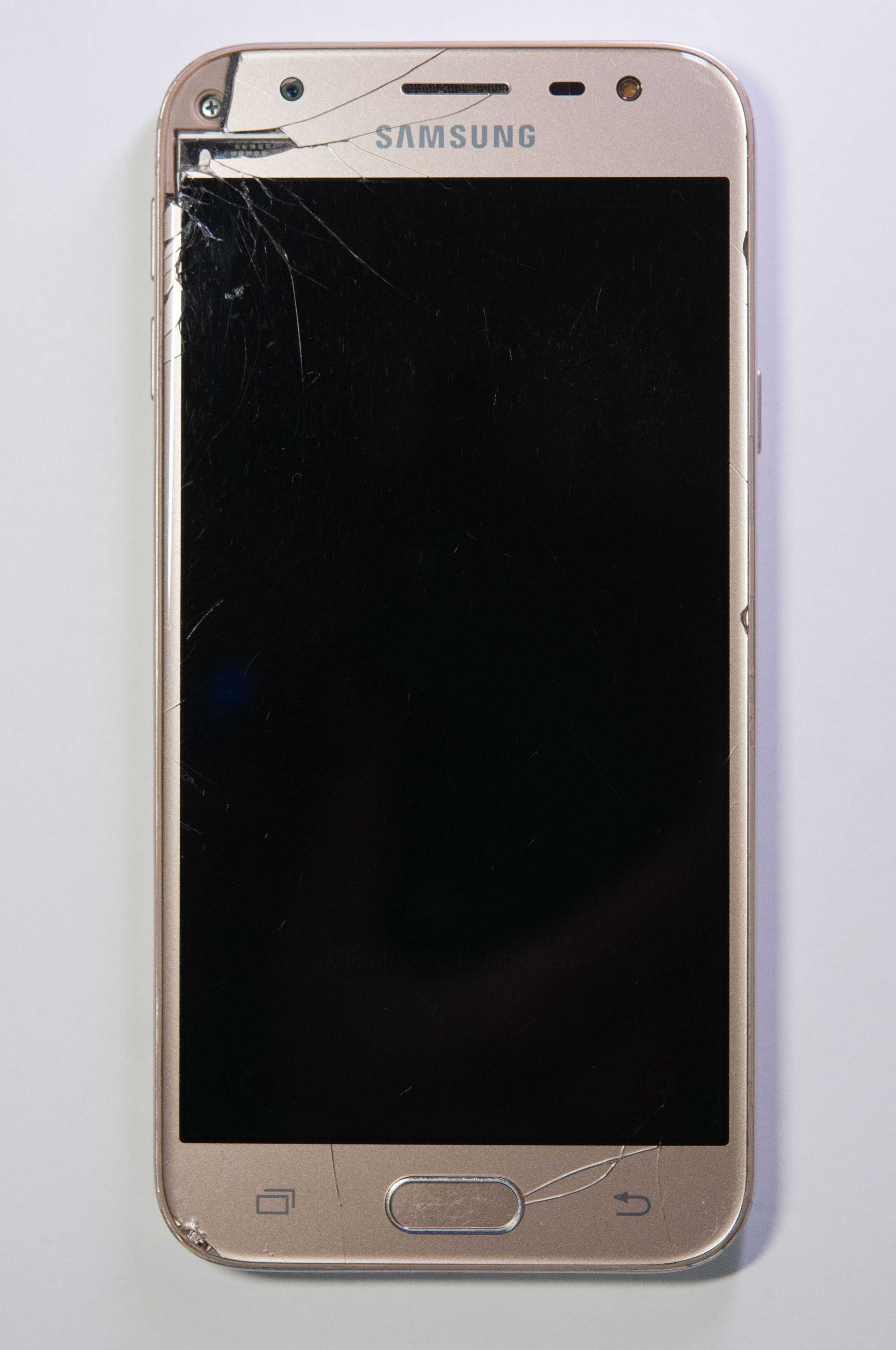 Samsung Galaxy J3 (2016) – 16GB, funcțional