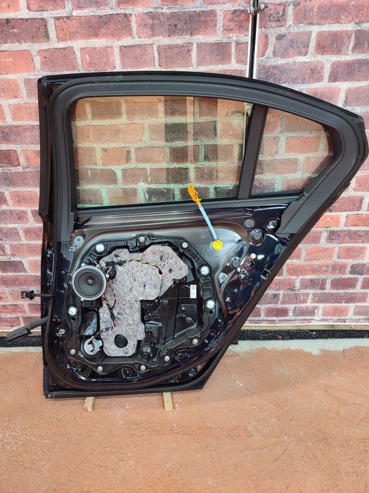 Usa dreapta spate Bmw seria 5 G60 Sedan Completa Impecabila