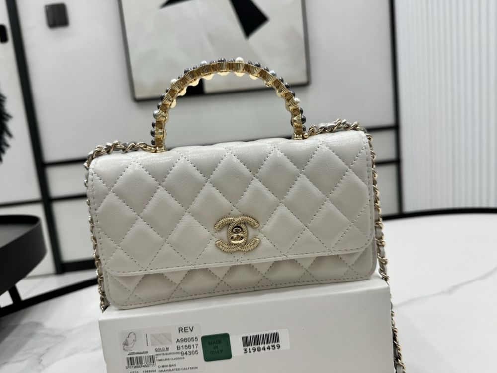 Geanta Chanel 19