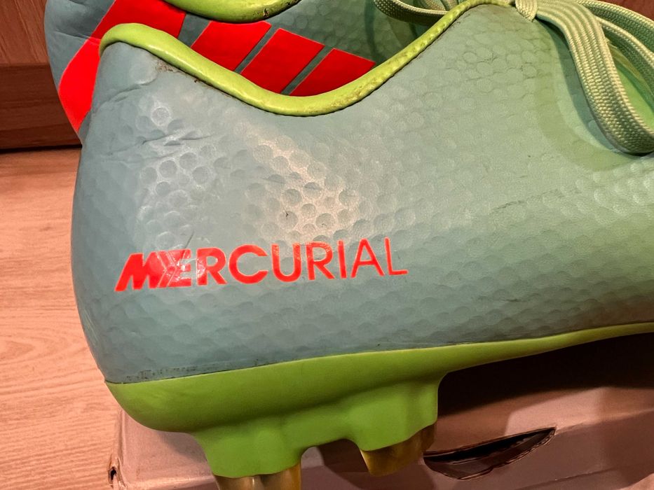 nke mercurial VICTORY IV бутонки ,калеври, футболни обувки номер 40,5