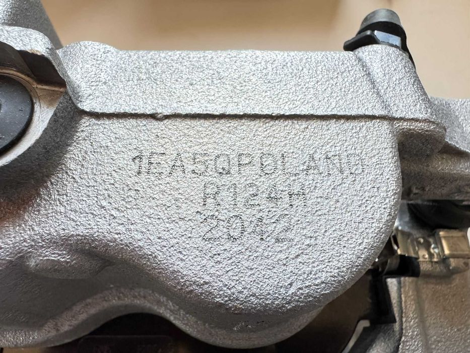 Set Etrieri VOLKSWAGEN ID.4 stanga/dreapta 2021 - 2023