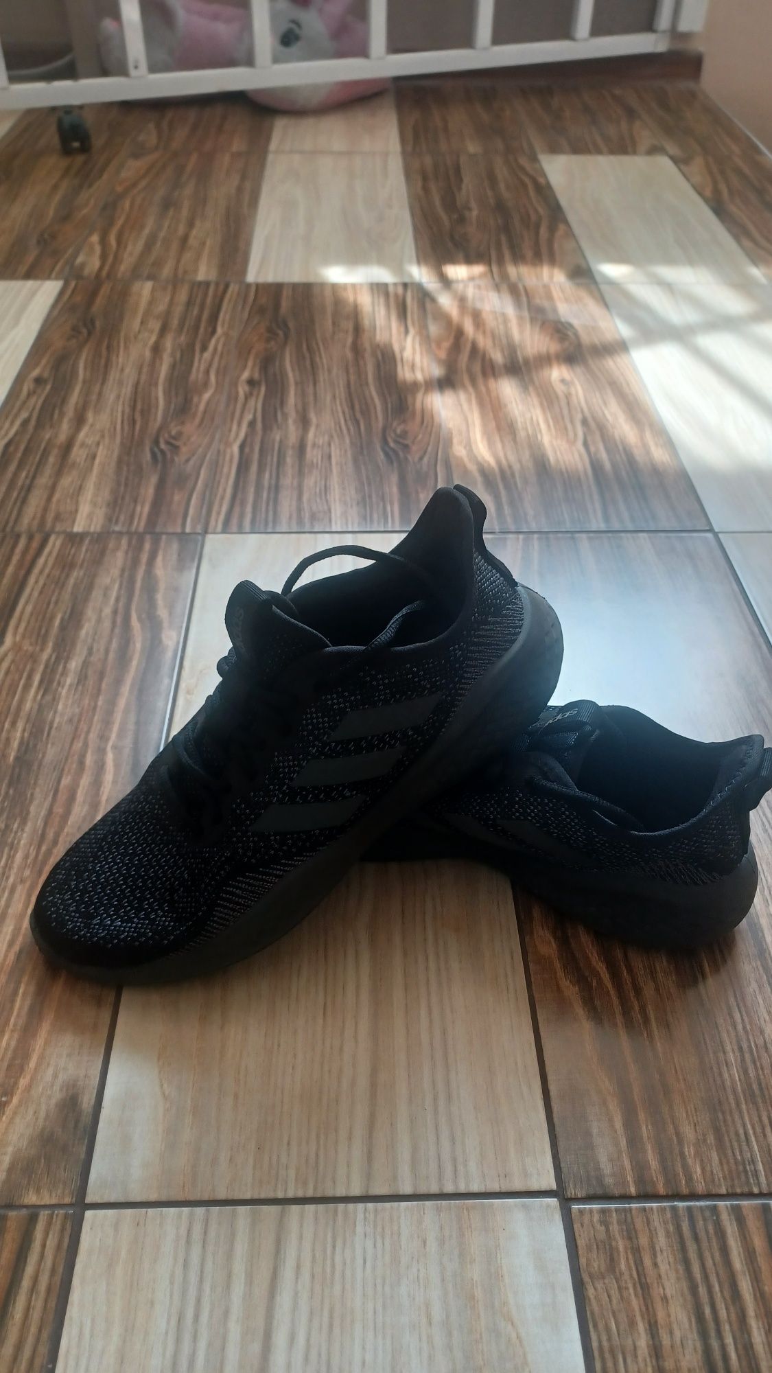 Маратонки Adidas bounce
