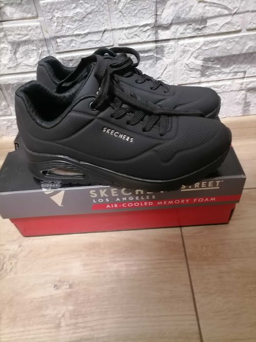 Маратонки Skechers