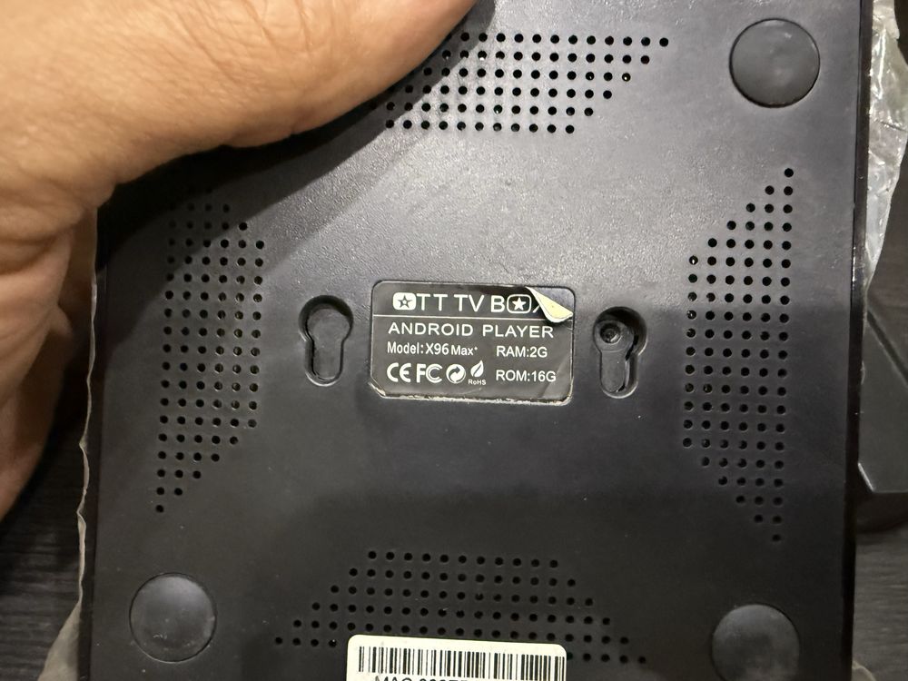 * Smart TV Box Android приставка в хорошем рабочем состоянии