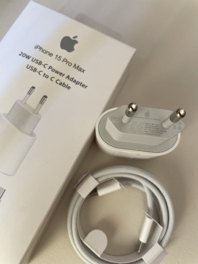 Оригинален комплект зарядно Apple Айфон (Iphone) 15-16 USB-C към USB-C