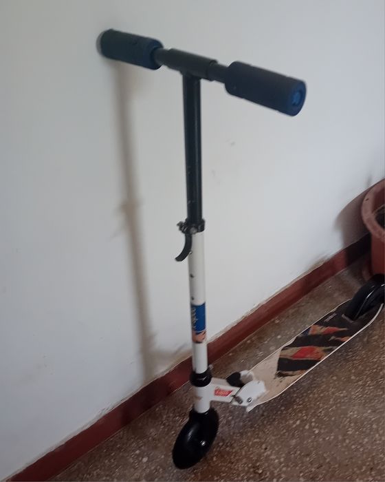 Trotineta copii cu frână de picior