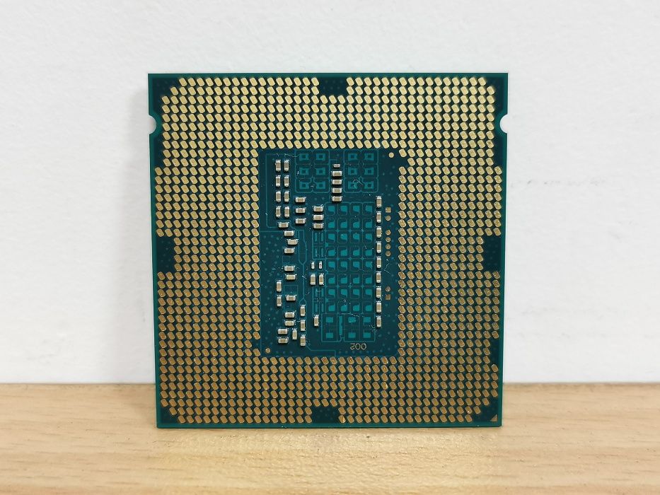 Intel Xeon E3-1230 V3 (като i7-4770), 3.70GHz, socket 1150 процесор