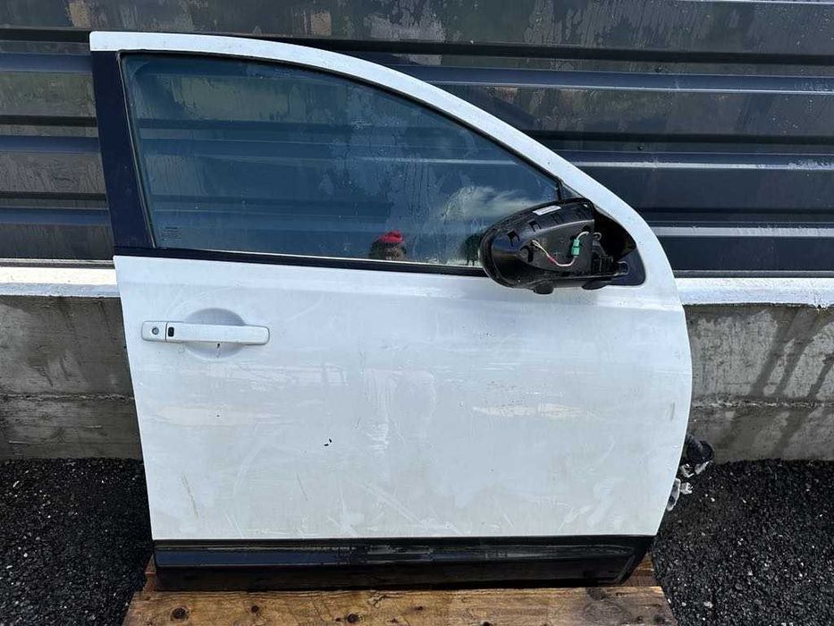 Usa dreapta fata Nissan Qashqai alba j10