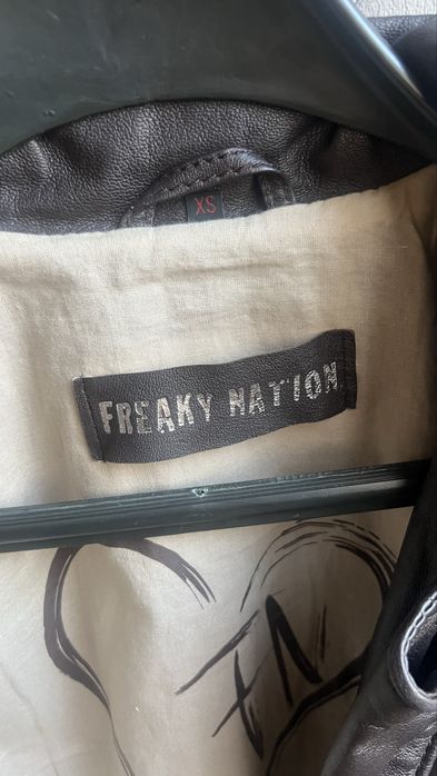 Кожено яке Freaky Nation XS