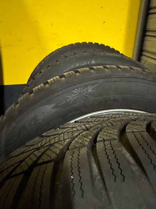 Нови зимни гуми с джанти 16" за Пежо 207 6j16 Ch4-27 Et27 195/55 R16