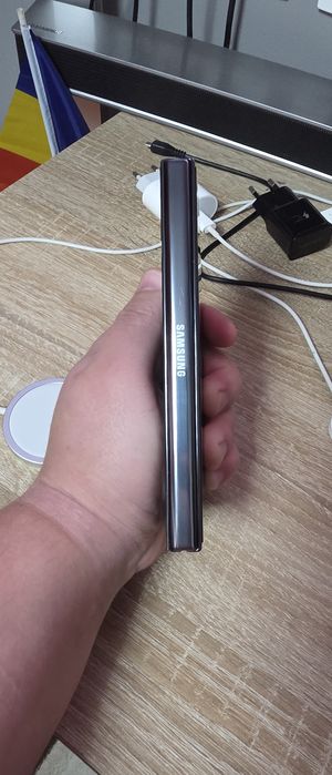 Samsung Fold 5 , 512gb ,12gb