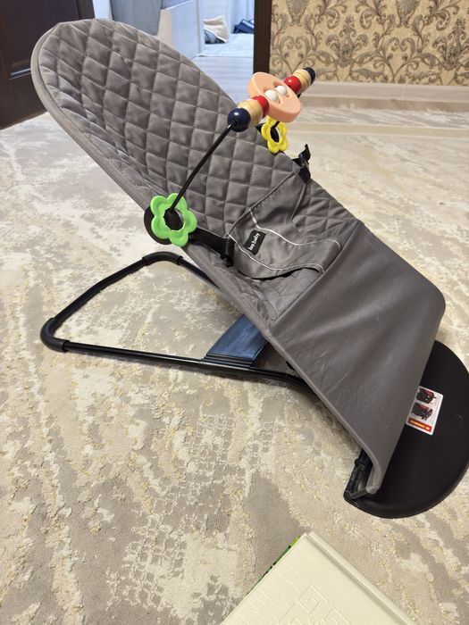 Продам детский шезлонг