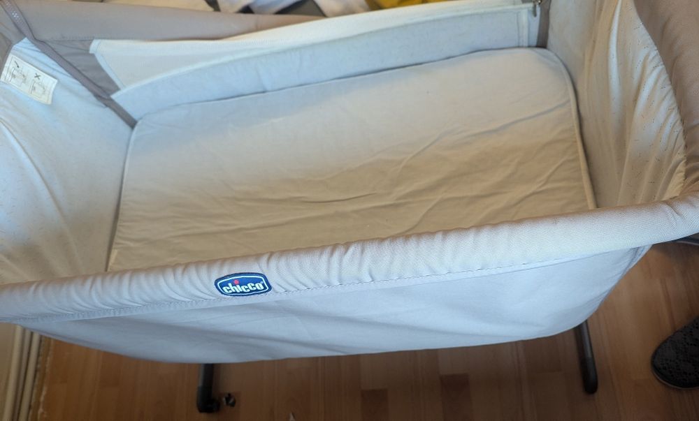 Pătuț Chicco Next to me