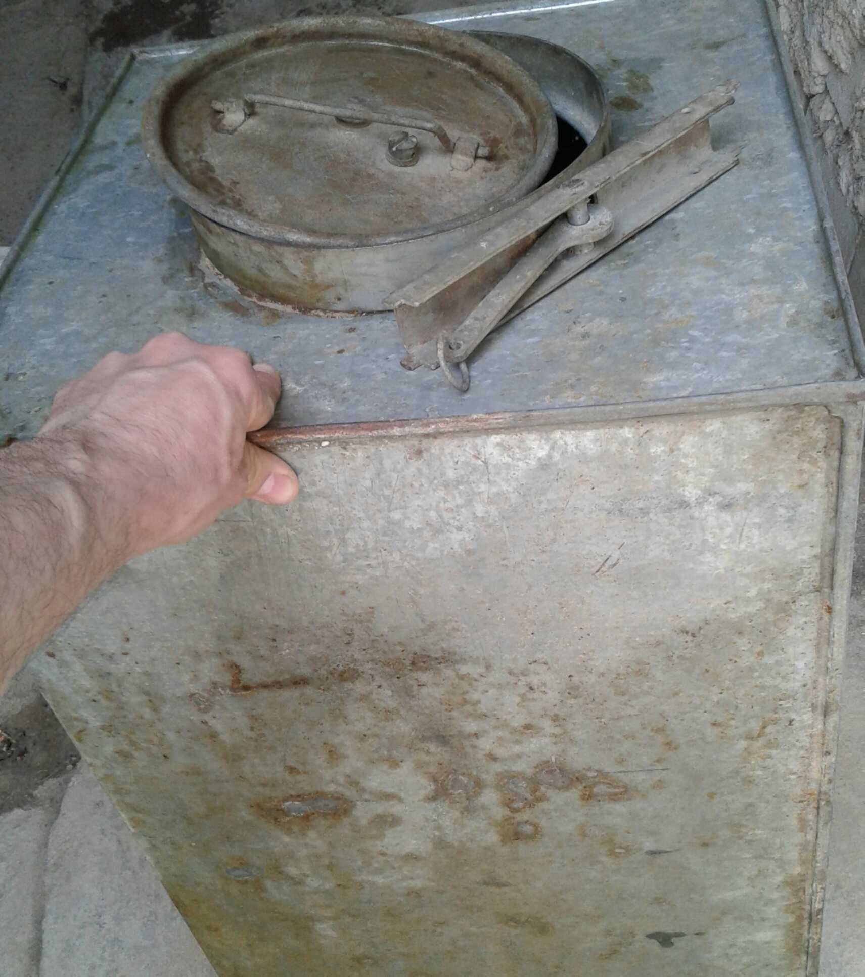 Цинковка  бочка квадрат сифати яхши  ,3 дона бор .нархи 1 донасига