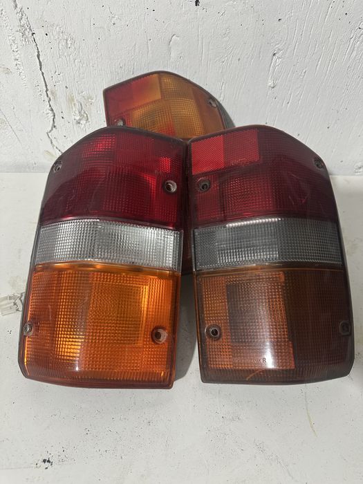 Задние фонари на Nissan Patrol у60