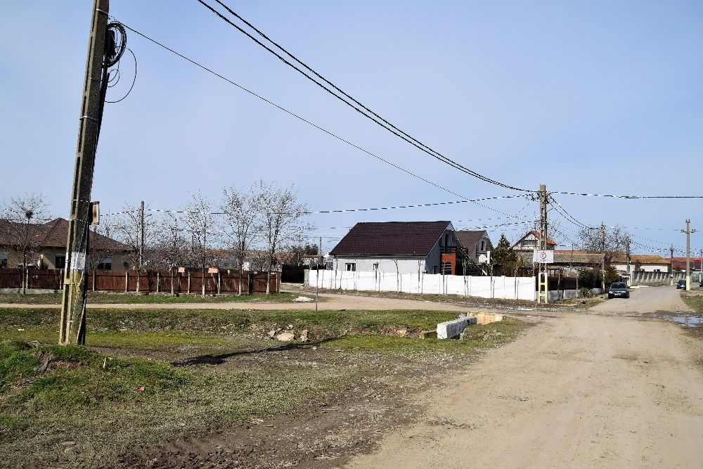 Teren intravilan 4000 mp in Valu,loturi 1000 mp-posibilitate RATE