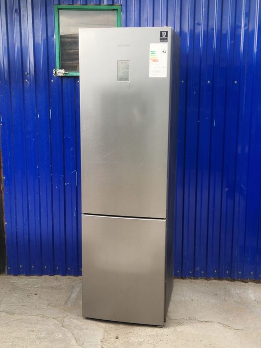 Холодильник Самсунг ноуфрост
