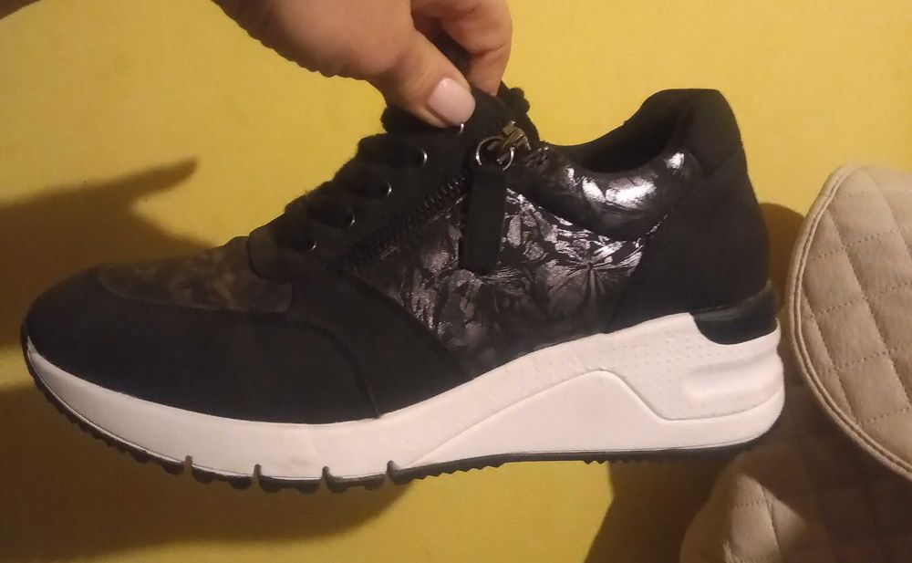 Дамски маратонки