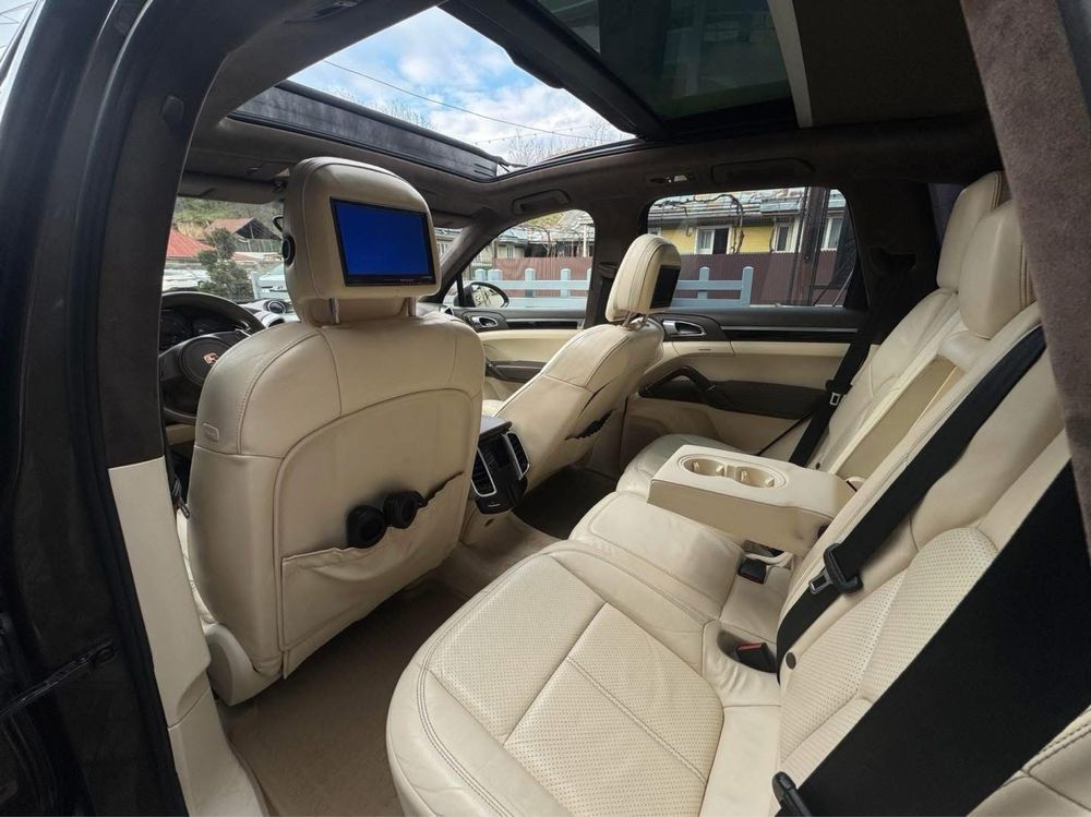 Porsche Cayenne 3.0D / Euro 5 / 250CP / Chrono / Panorama / Jante 21