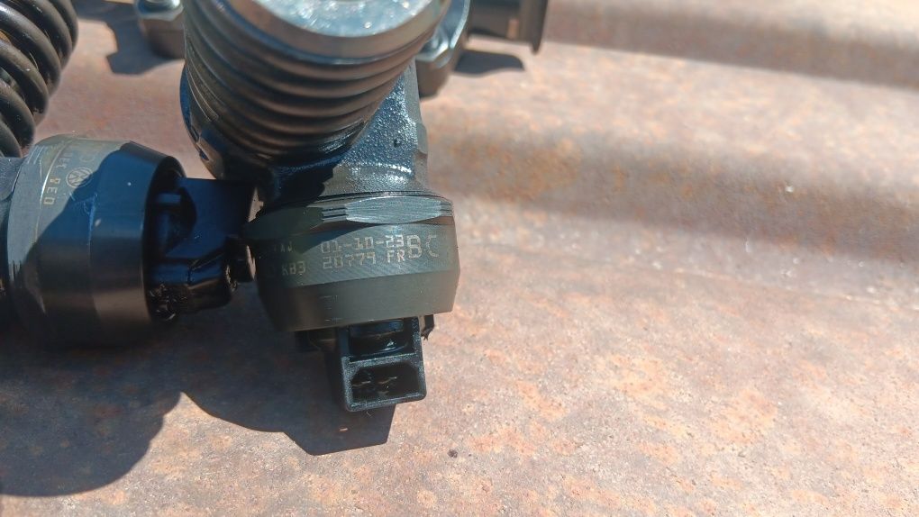 Skoda VW AUDI SEAT OE помпа дюза 1.9 tdi