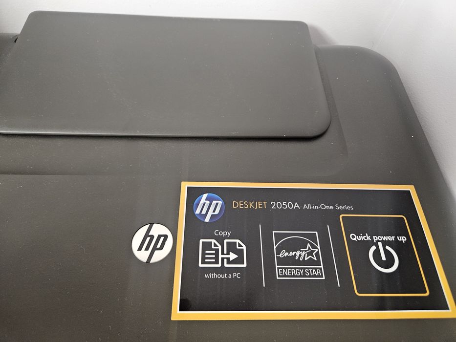 Imprimanta HP Deskjet 2050A