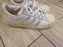 Обувки Adidas бели с холограмни ленти