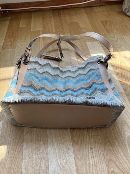 Продам сумку в отличном состоянии