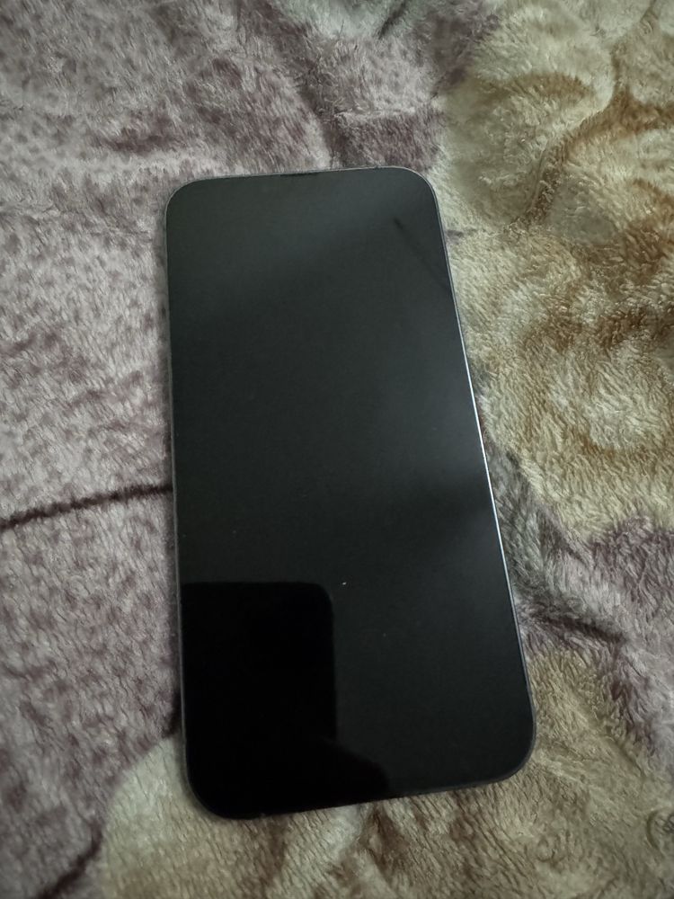 Продаю APPLE 13 pro max