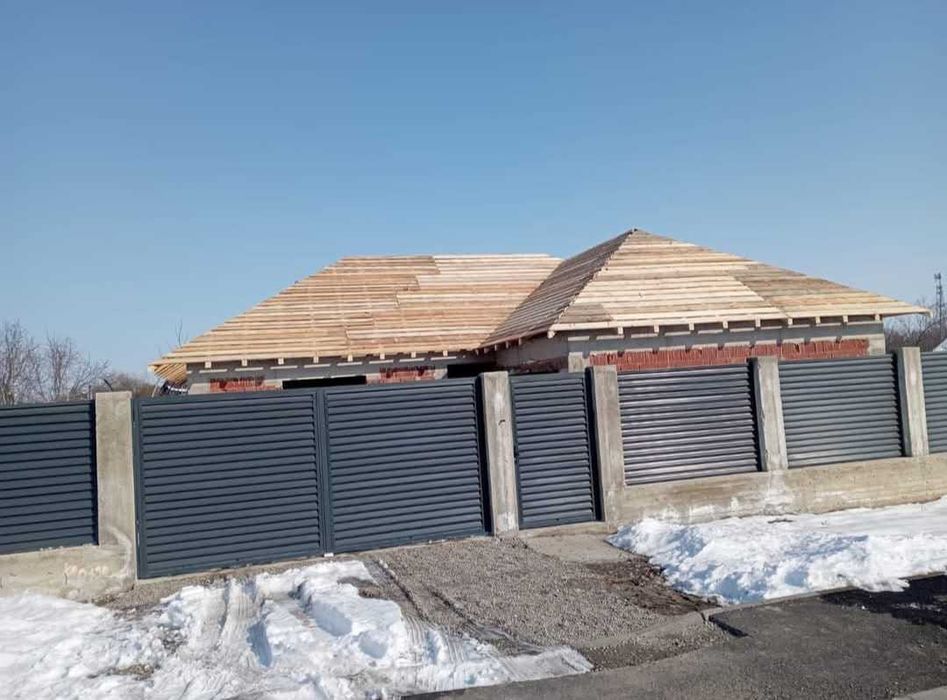 Acoperisuri si reparatii de urgenta