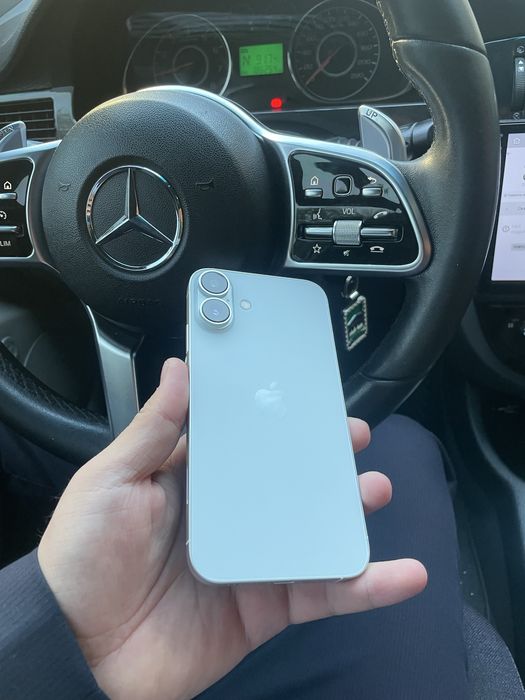 Iphone XR 16 korpus sotiladi