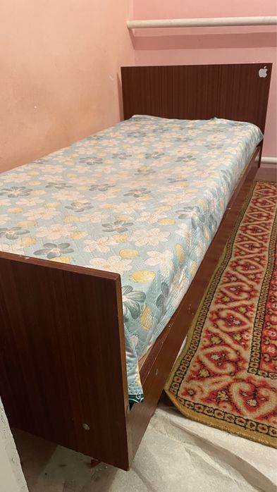 Кровать спальни мебель