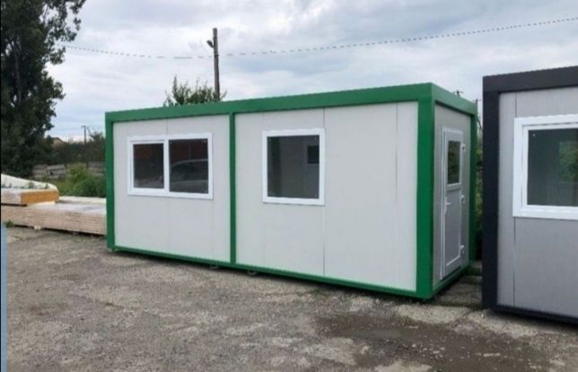 Vând containere 5x2,45