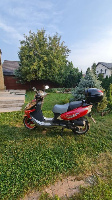 Vând scuter 50cc