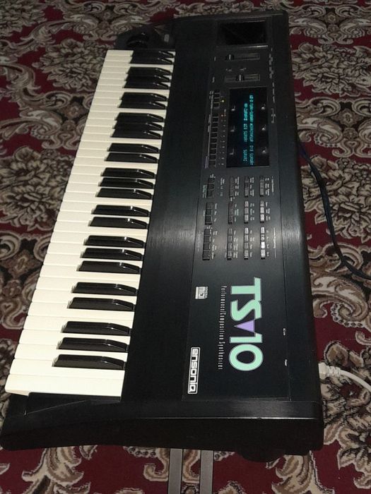 Ts 10 ensoniq 1994