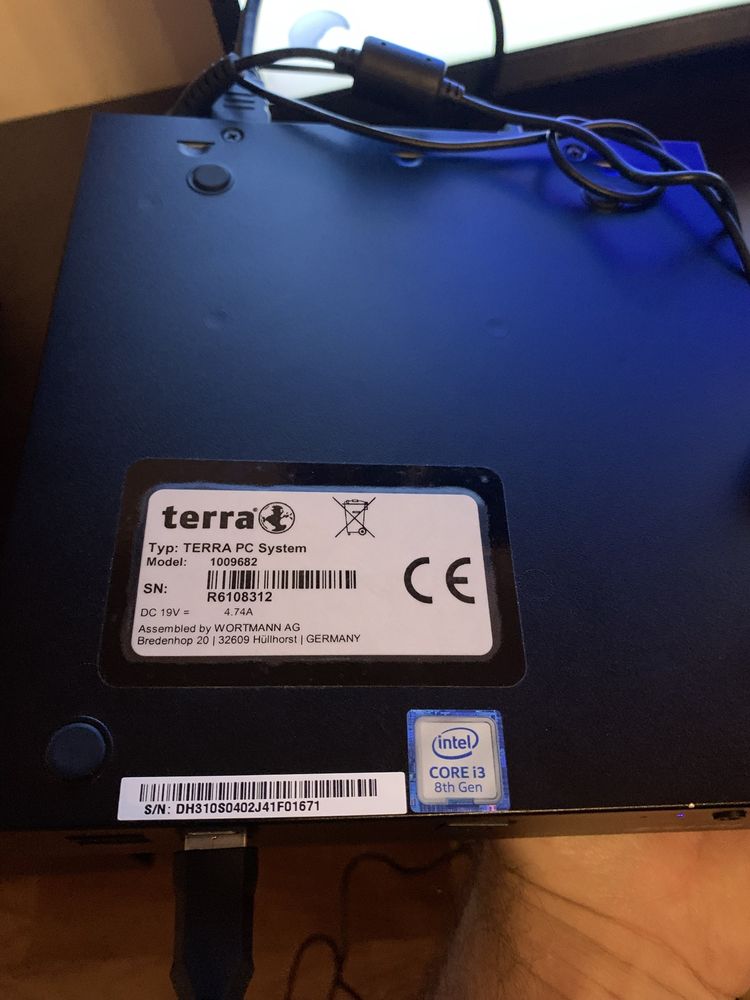 Vand mini Pc Terra , procesor intel a8a gen, ssd, WiFi, 8gb ram