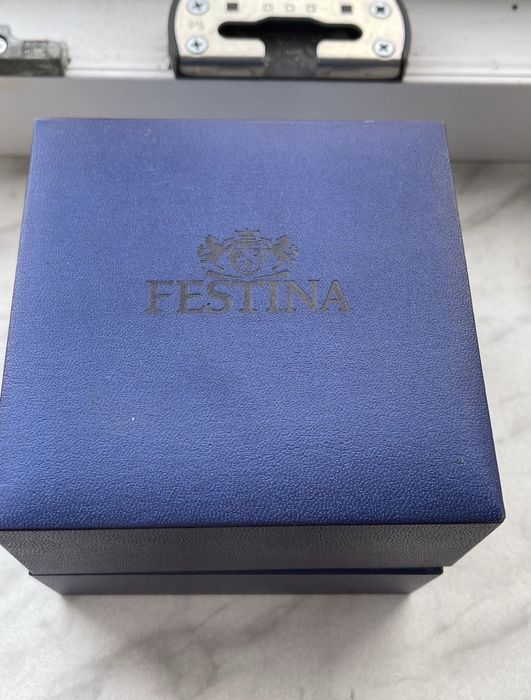 ceas elvetian Festina barbatesc